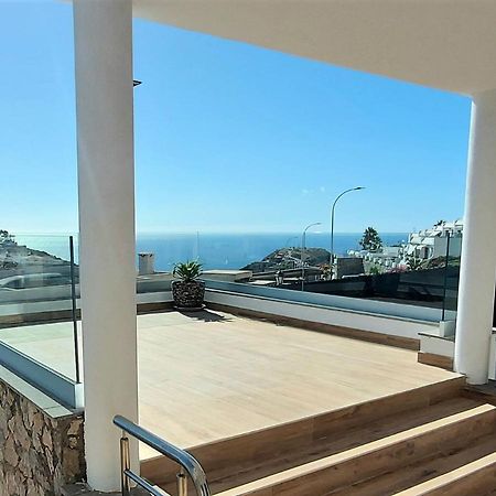 Villa Playa Amadores - Luxury Villa With Heated Pool 波多黎各 外观 照片